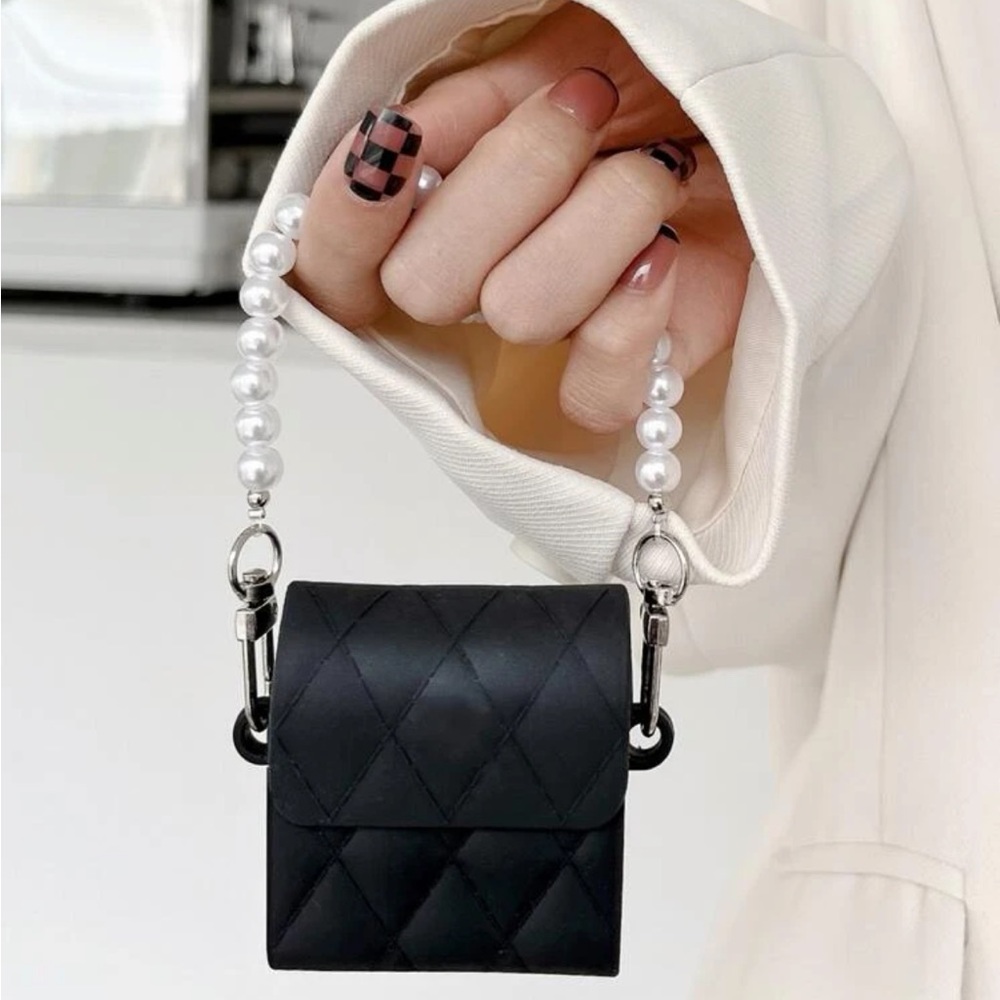 Classic Handbag AirPods Pro Case or AirPods 1/2 - Picture 2 of 3
